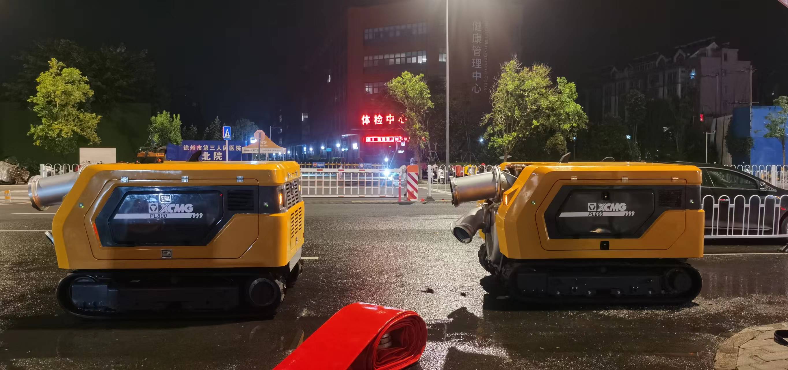 徐工排澇機器人緊急馳援，多處澇區(qū)“治水先鋒”
