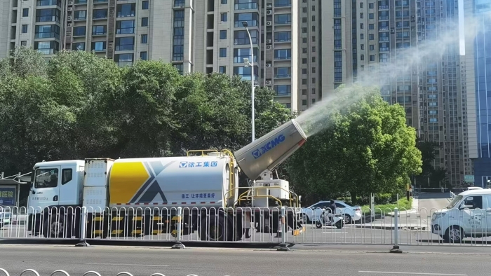 徐工多功能抑塵車，助力家鄉(xiāng)徐州環(huán)境，更“凈”一步！